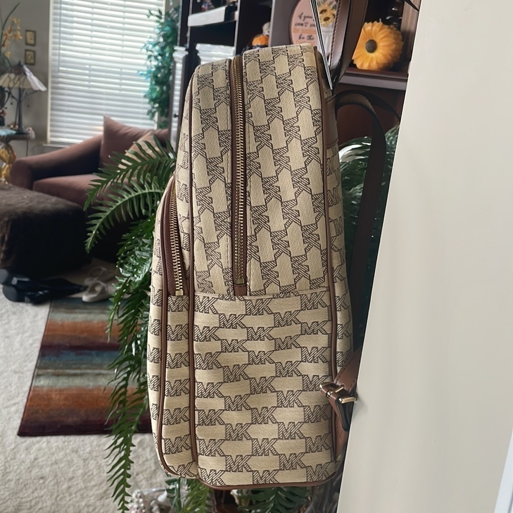 Brand New Michael Kors Logo Canvas Zippered Backpack w/ Gold Tone Accents - Picture 5 of 16